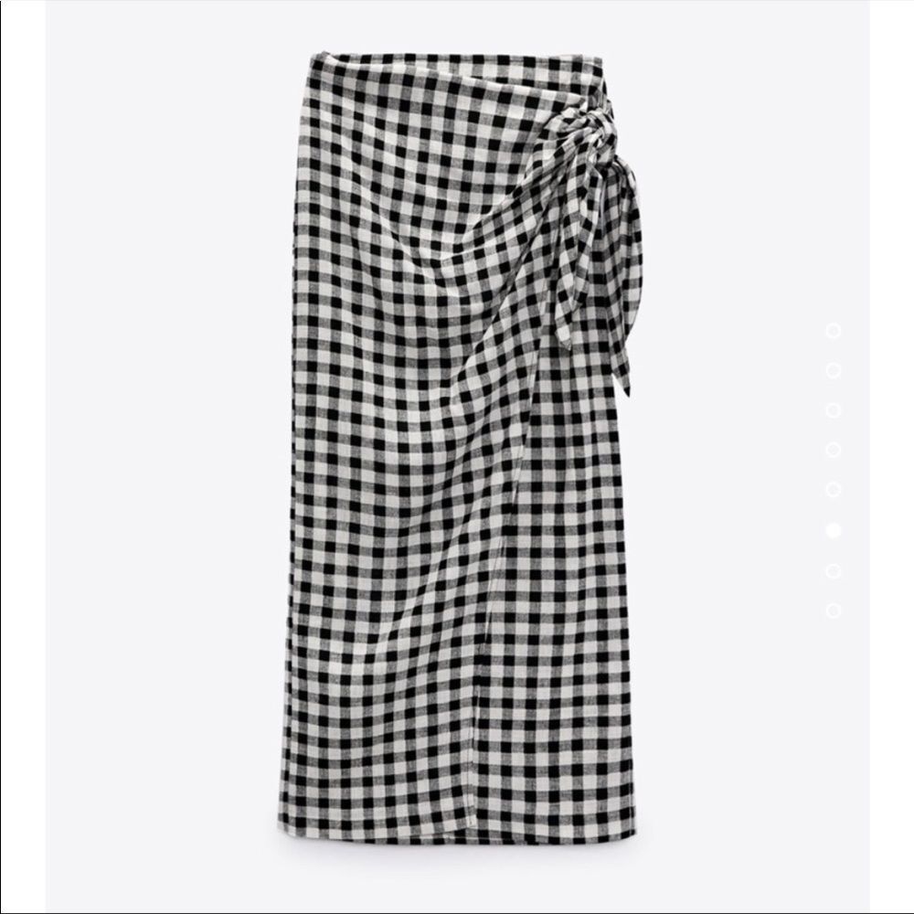 Zara Gingham Wrap Skirt Black/white color - Picture 8 of 11